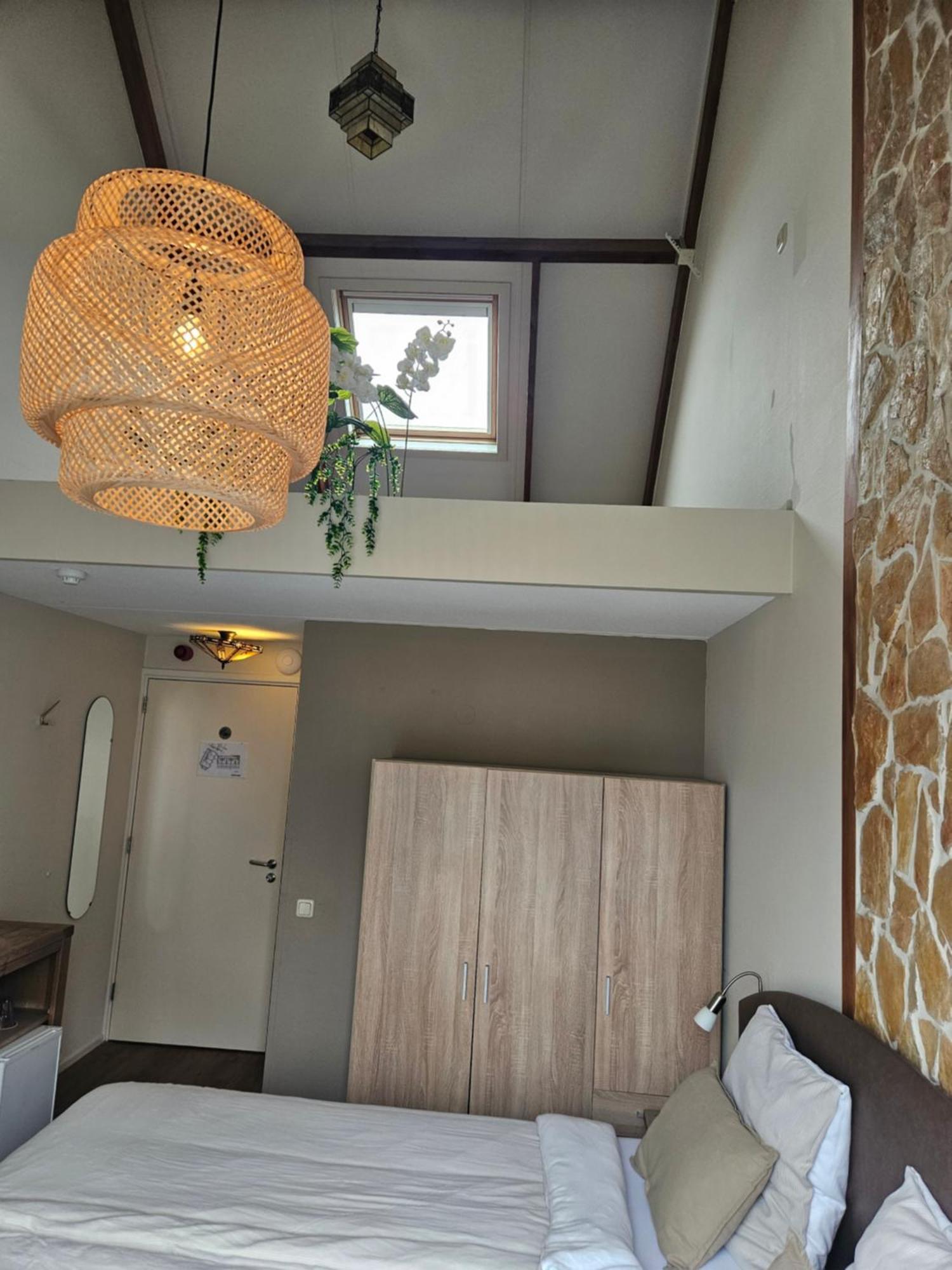 Hotel Dolores Ameland 内斯 外观 照片