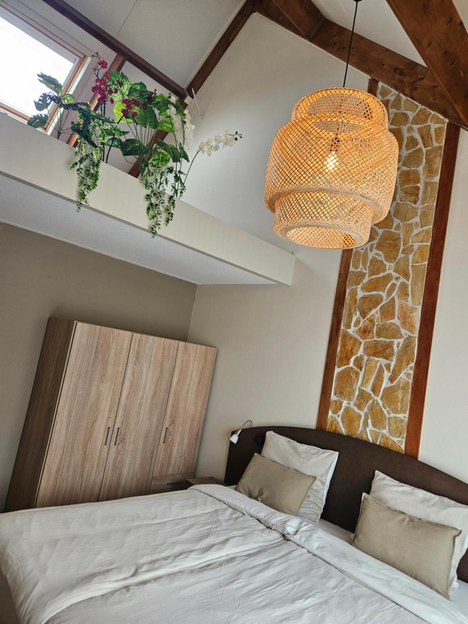 Hotel Dolores Ameland 内斯 外观 照片