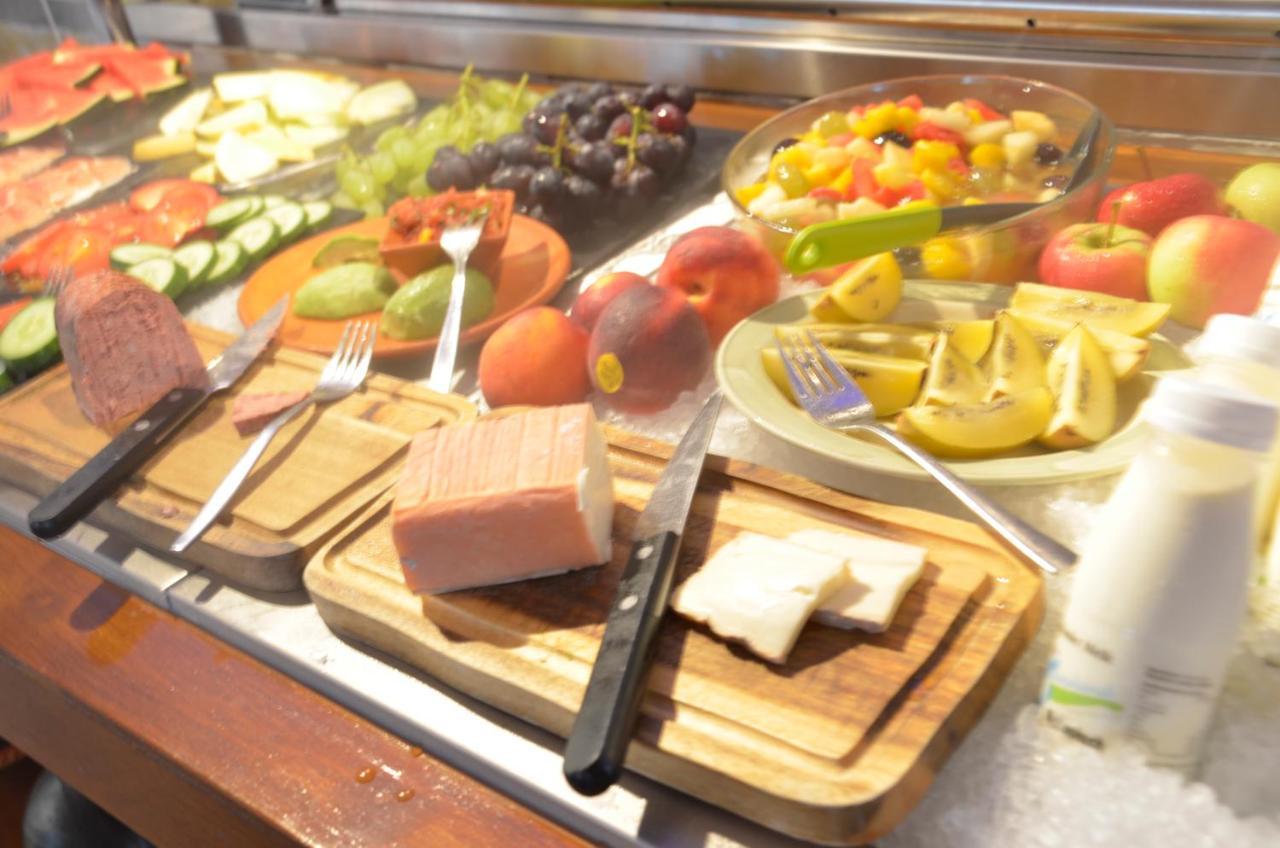 Hotel Dolores Ameland 内斯 外观 照片