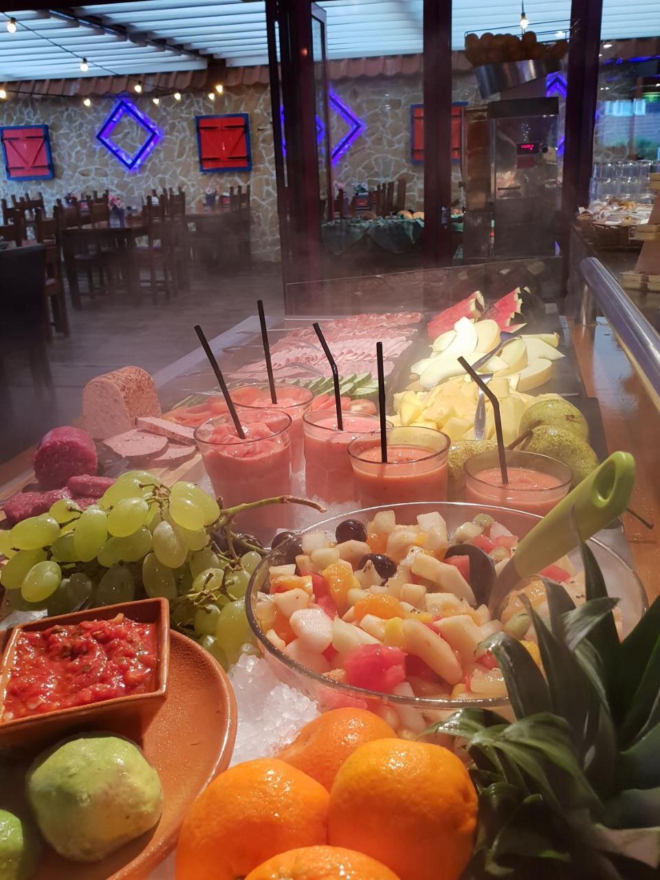 Hotel Dolores Ameland 内斯 外观 照片
