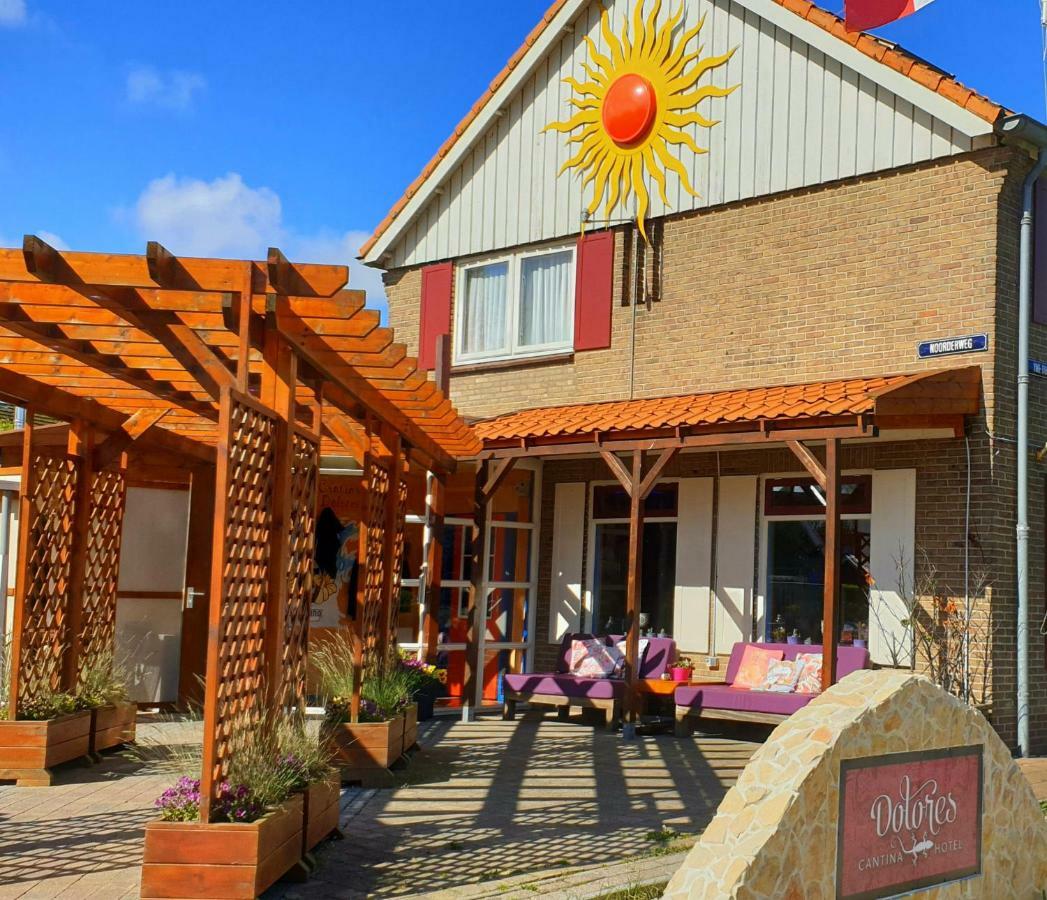 Hotel Dolores Ameland 内斯 外观 照片